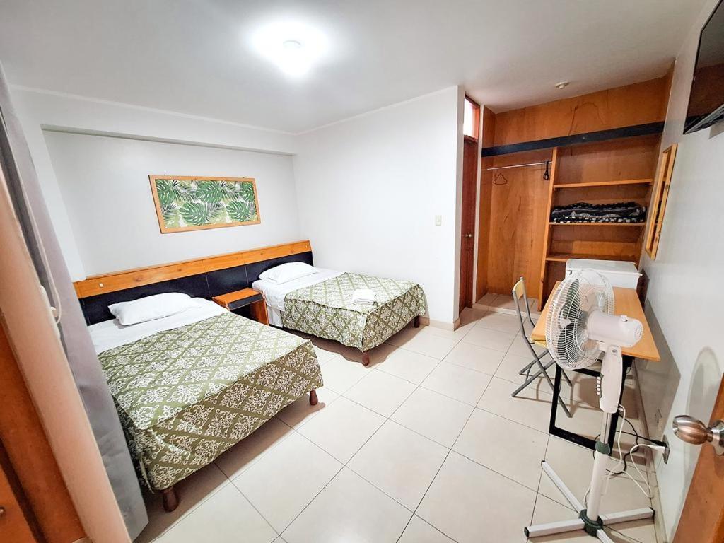 Hostal Montecarlo كامانا المظهر الخارجي الصورة